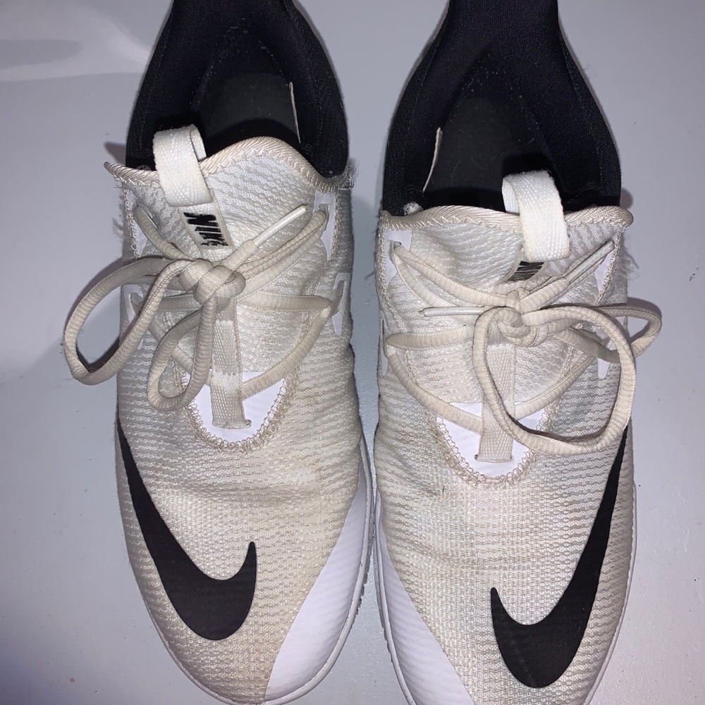 NIKE men’s basketball shoes